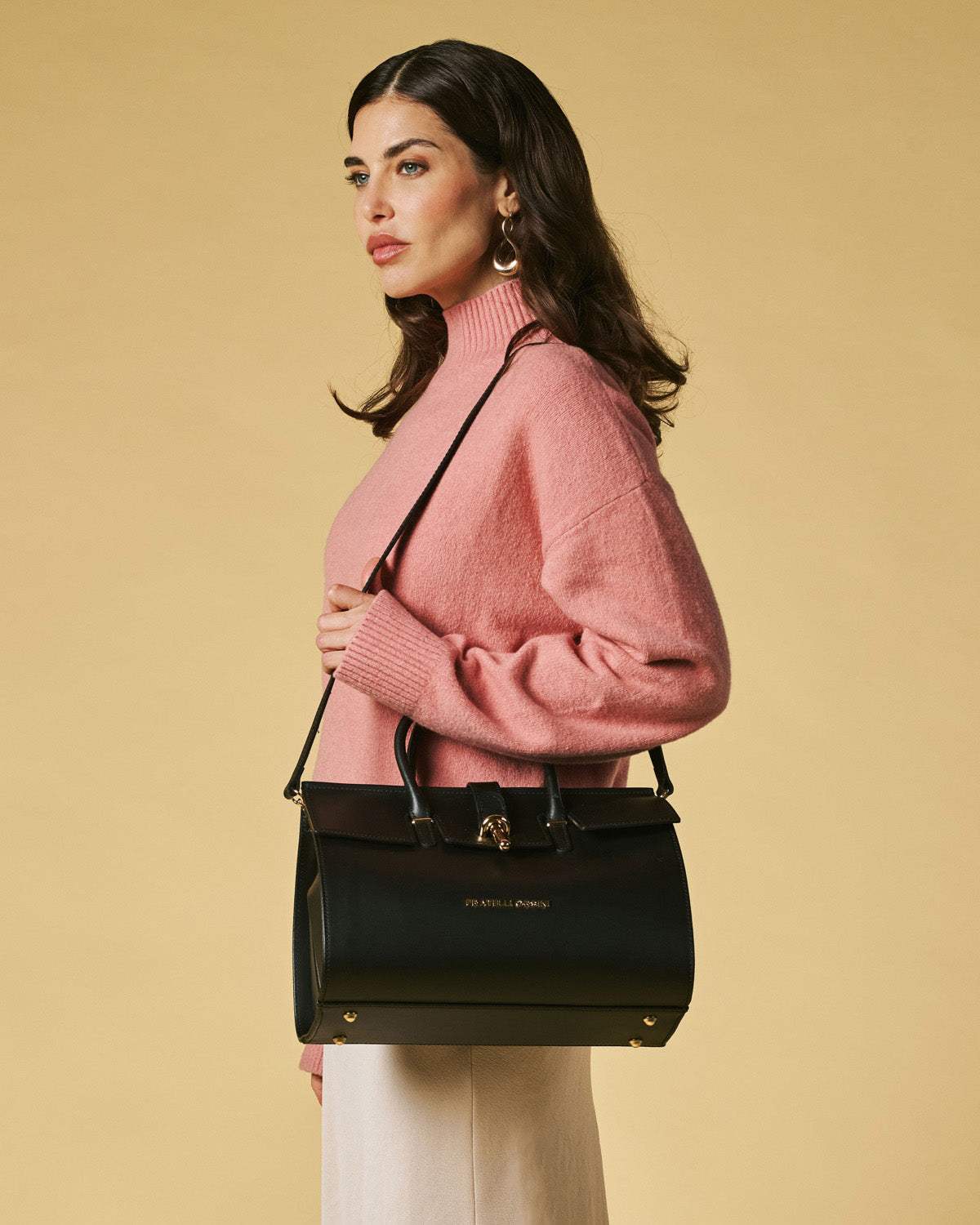 Oriana (black) - Italian calf leather women's handbag (with shoulder strap) - Leather Gloves Online - Flyclothing LLC
