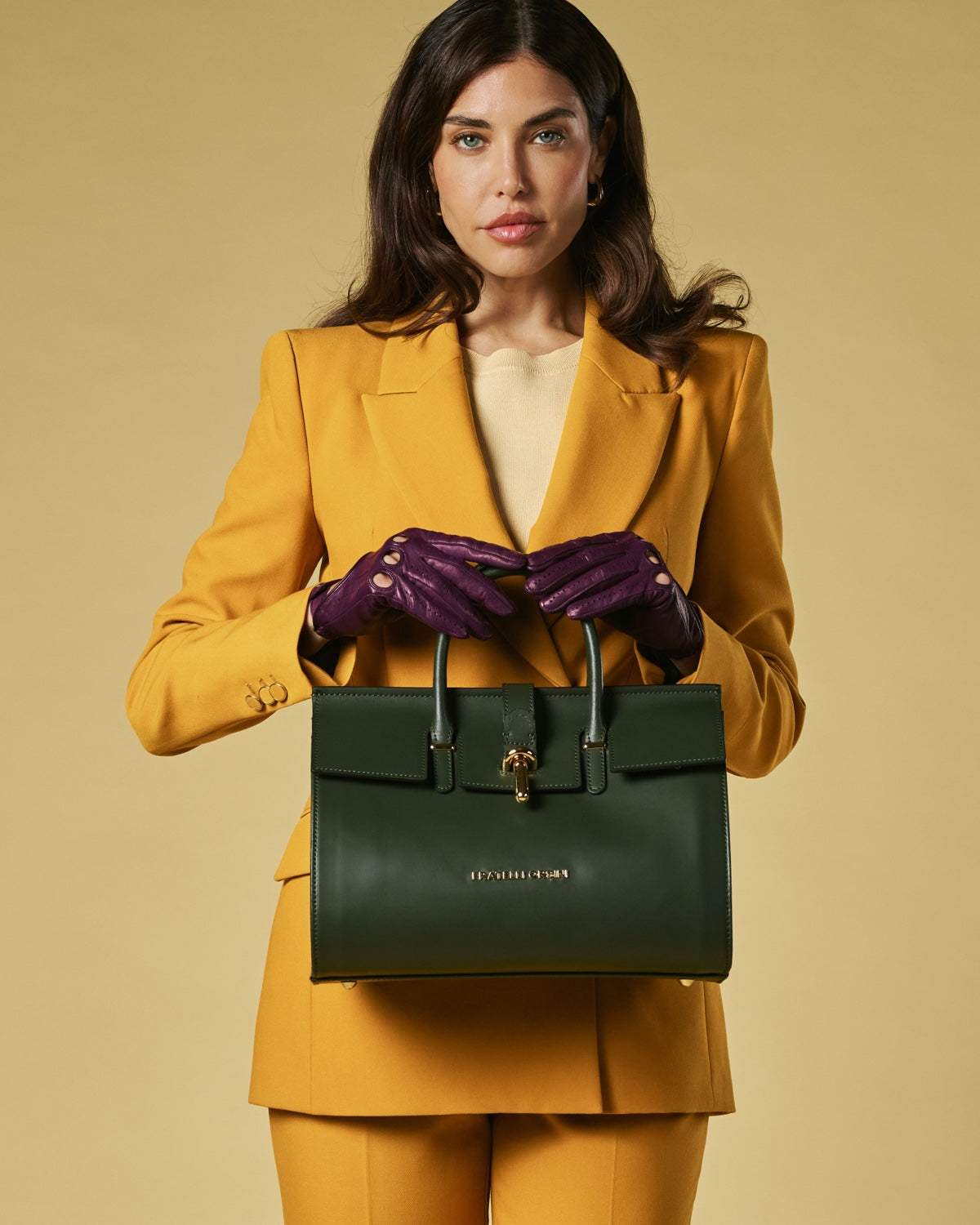 Oriana (green) - Italian calf leather women's handbag (with shoulder strap)