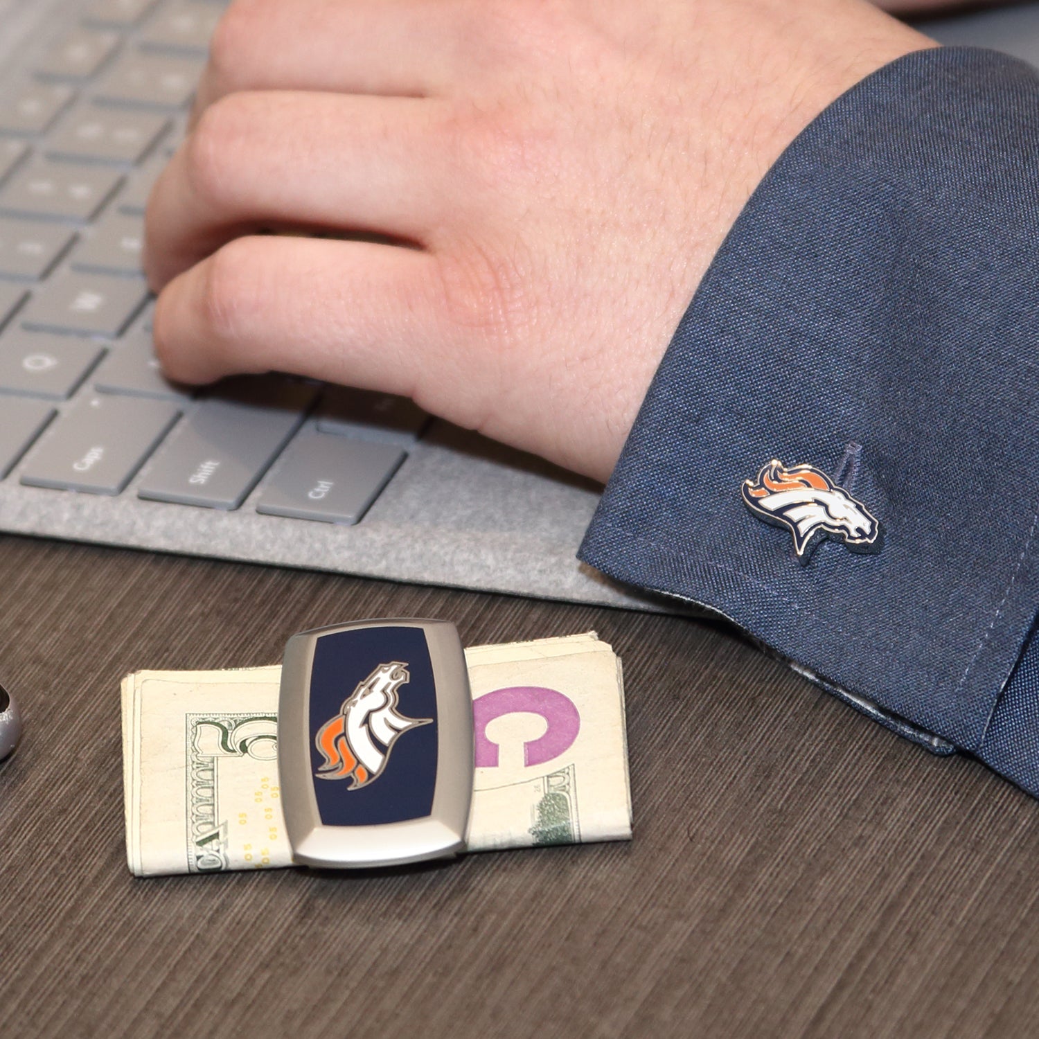 NFL Denver Broncos Cufflinks - Cufflinks.com - Flyclothing LLC
