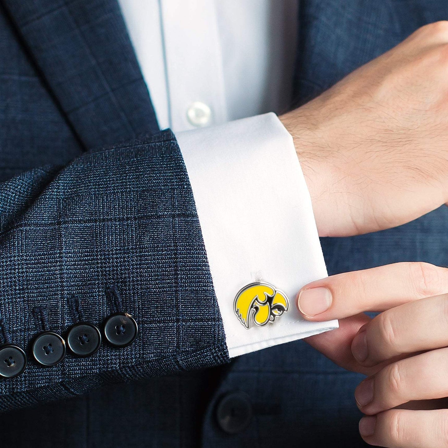 NCAA University of Iowa Hawkeyes Cufflinks - Cufflinks.com - Flyclothing LLC