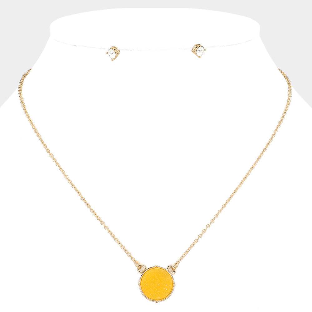 Druzy Stone Pendant Necklace - Madeline Love - Flyclothing LLC