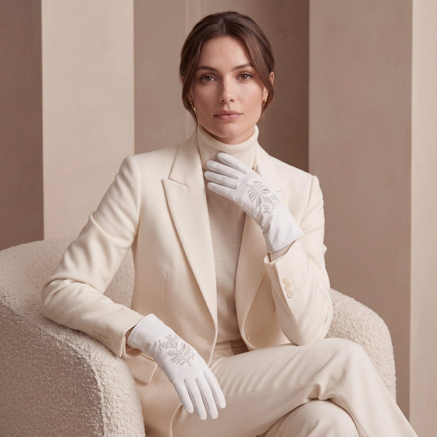 PZ01G (white) – Unlined Italian lambskin embroidered dress gloves