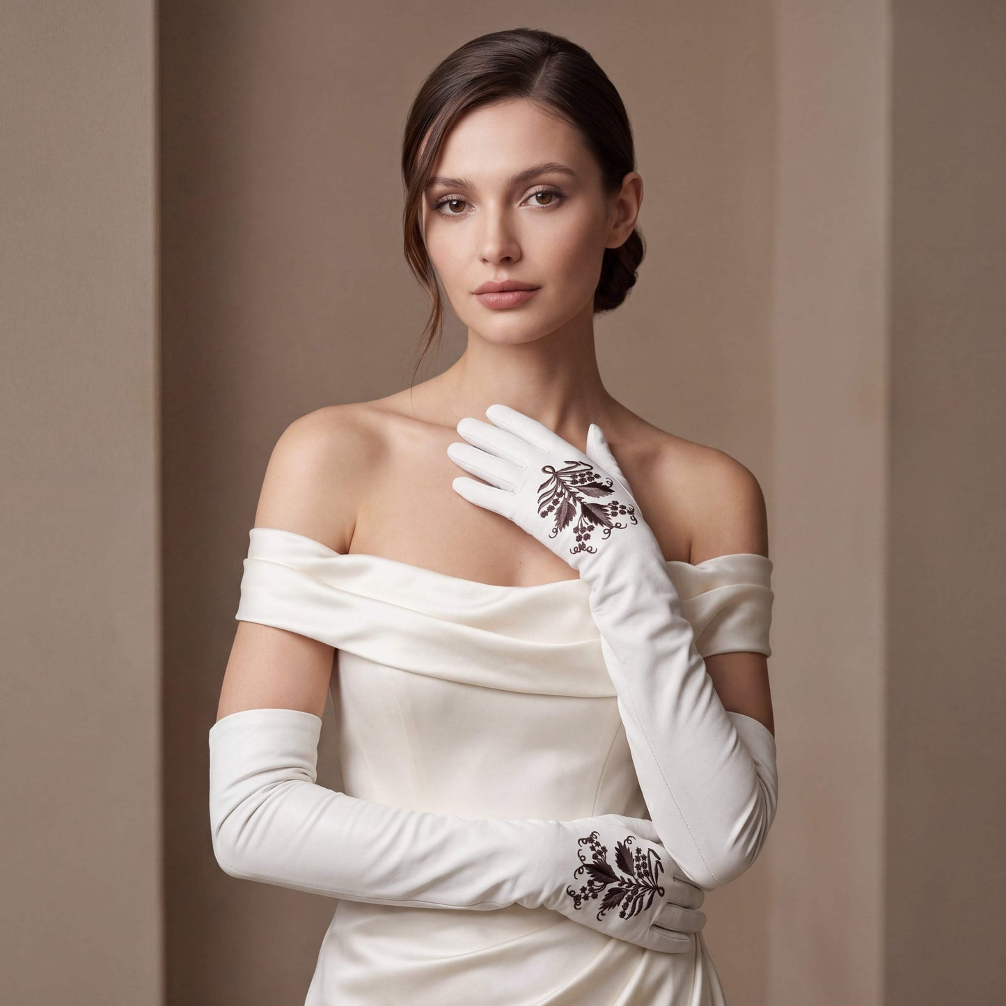 PZ01W14G (white) - Unlined Italian lambskin 16-button opera gloves with embroidery