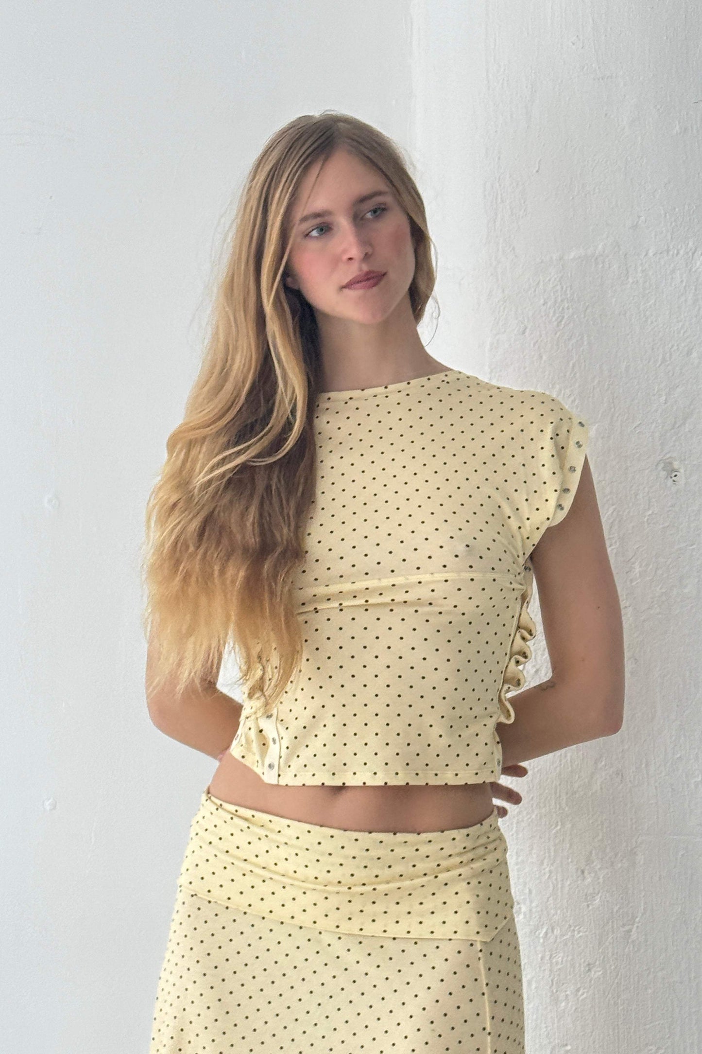 LIANA TOP IN BUTTER - findmenowthelabel - Flyclothing LLC