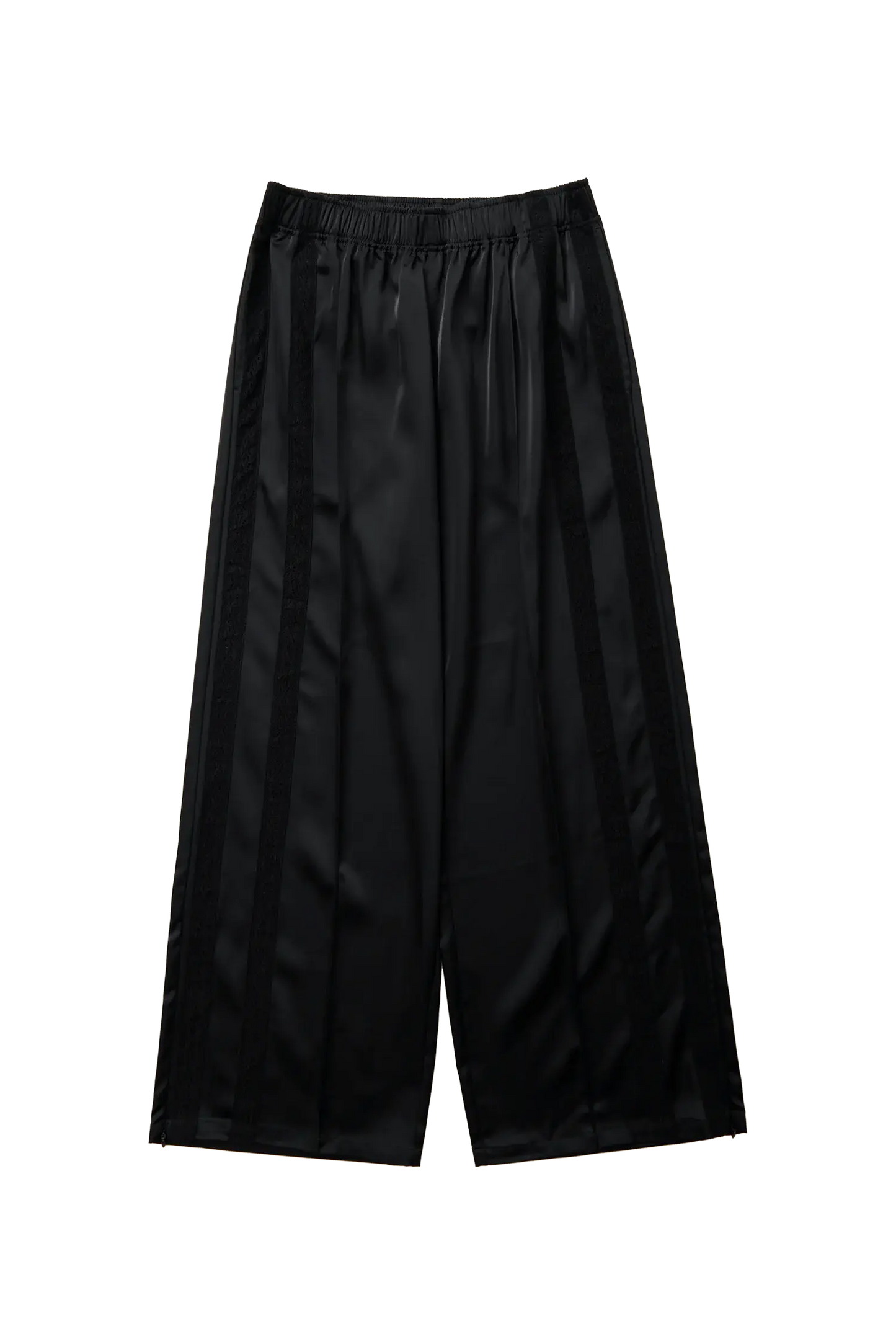 LEISEU TRACK PANTS IN BLACK