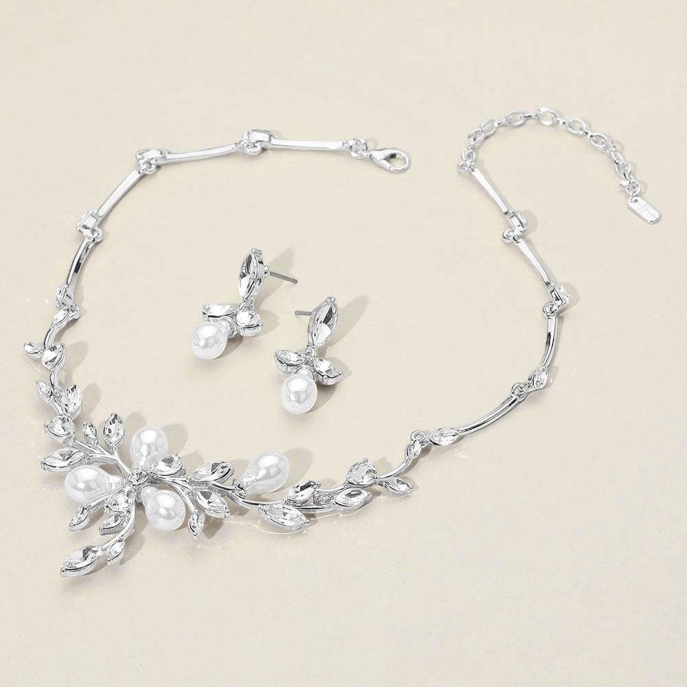 Marquise Stone Cluster Pearl Embellished Leaf Branch Necklace - Madeline Love - Flyclothing LLC