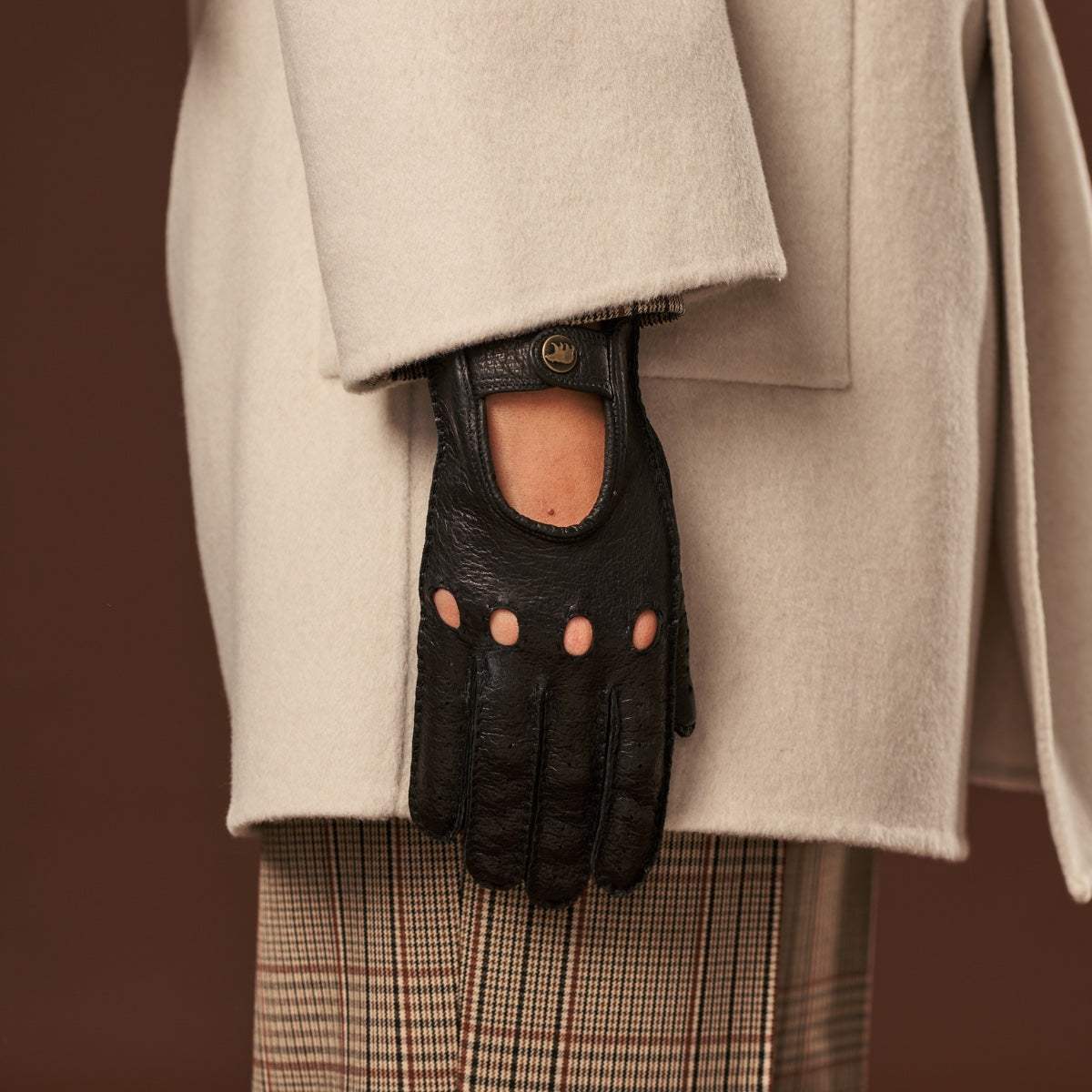 Raffaella (black) – Luxurious Italian peccary driving gloves - Leather Gloves Online - Flyclothing LLC