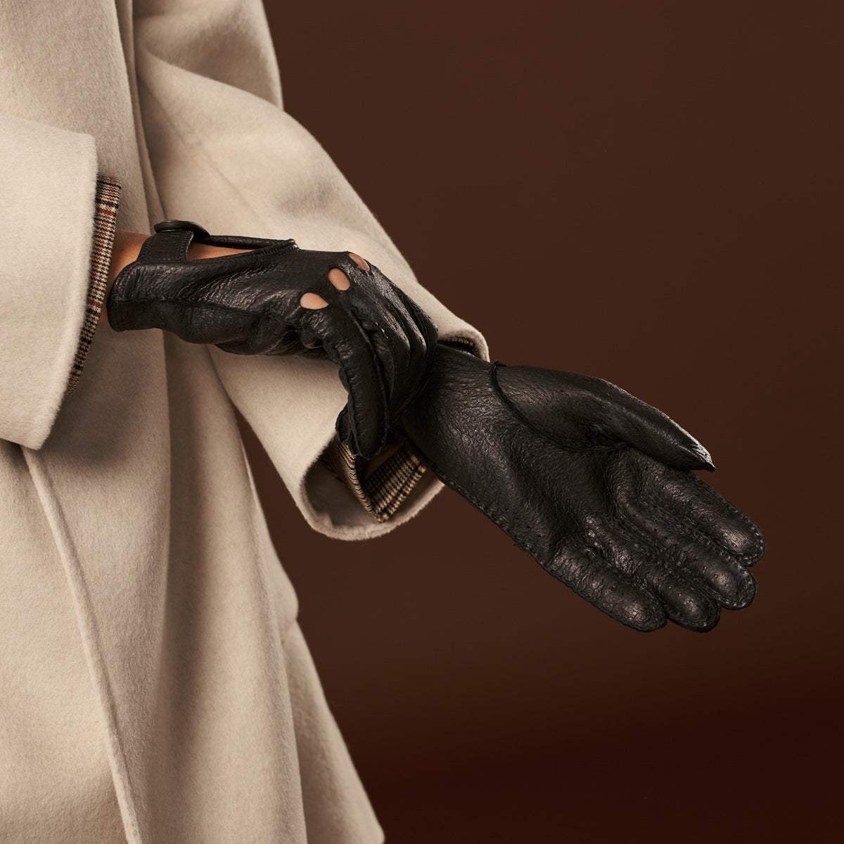 Raffaella (black) – Luxurious Italian peccary driving gloves - Leather Gloves Online - Flyclothing LLC