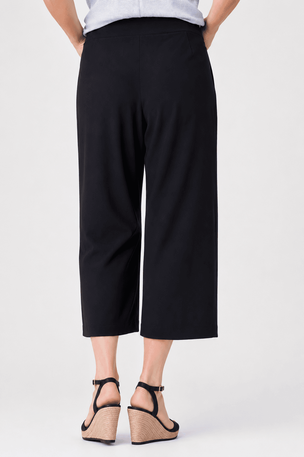Resort Crop Pant - Buki - Flyclothing LLC