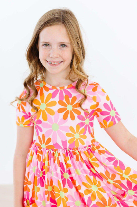 Retro Daisies S/S Pocket Twirl Dress - Mila & Rose ® - Flyclothing LLC