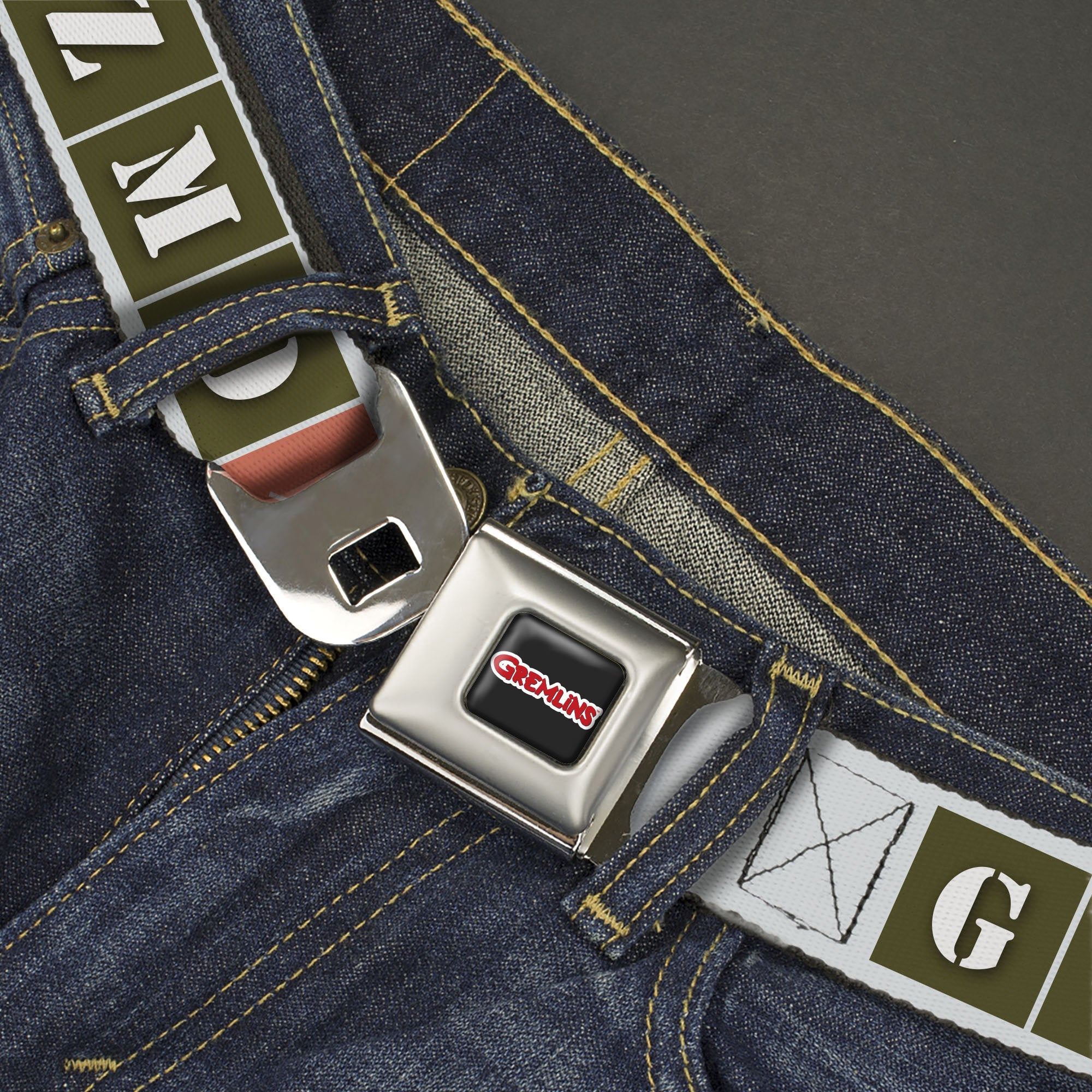 GREMLINS Title Logo Full Color Black/White/Red Seatbelt Belt - Gremlins GIZMO Text and Pose Blocks White/Multi Color Webbing