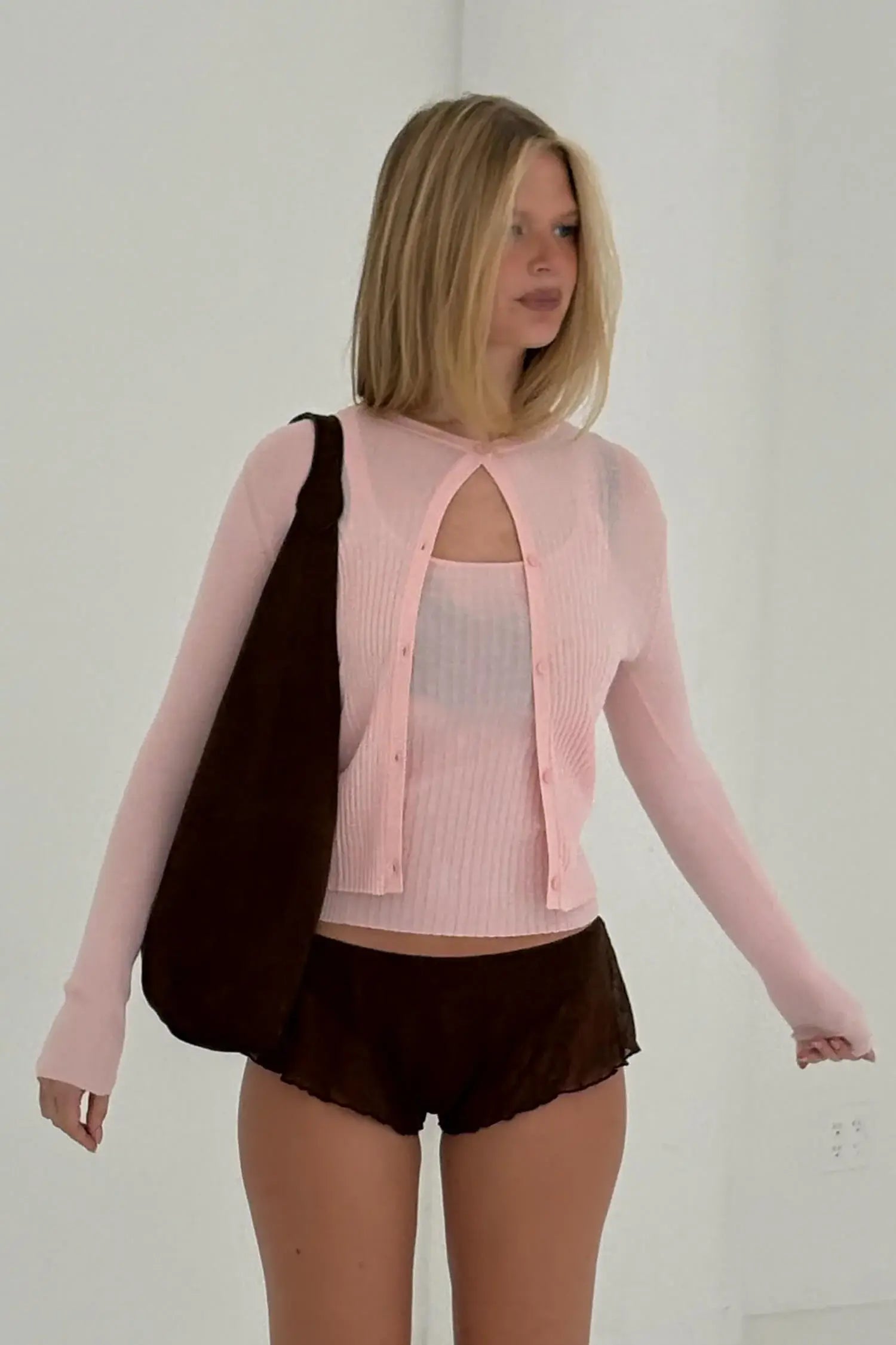 RIBBED KNIT CARDIGAN IN POWDER PINK