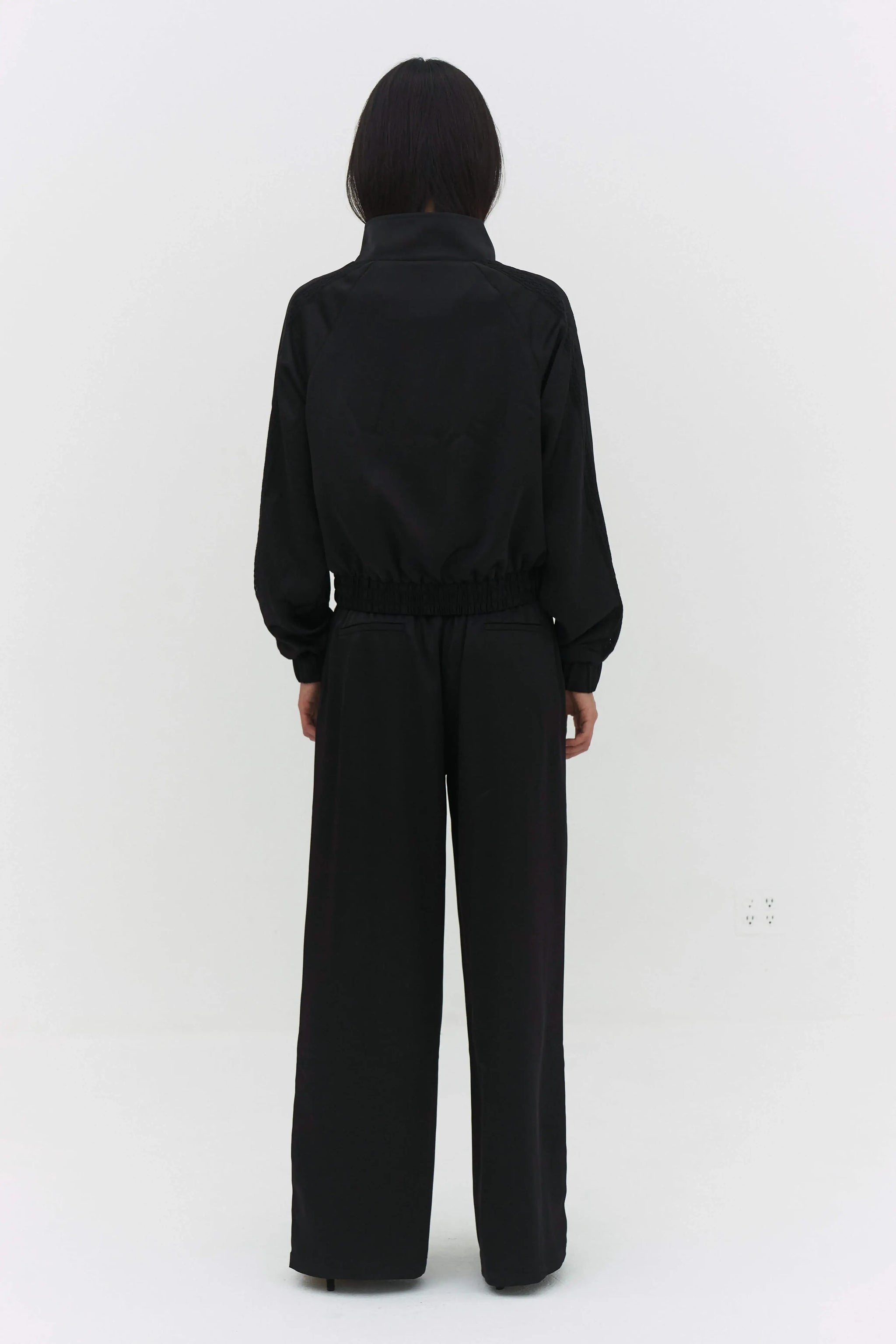 LEISEU TRACK PANTS IN BLACK
