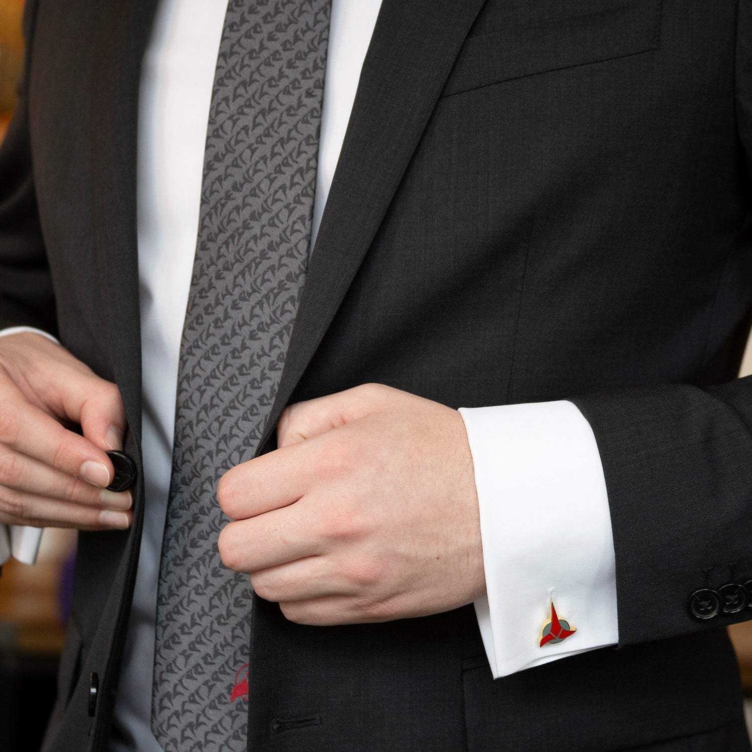 Star Trek Klingon Cufflinks - Cufflinks.com - Flyclothing LLC