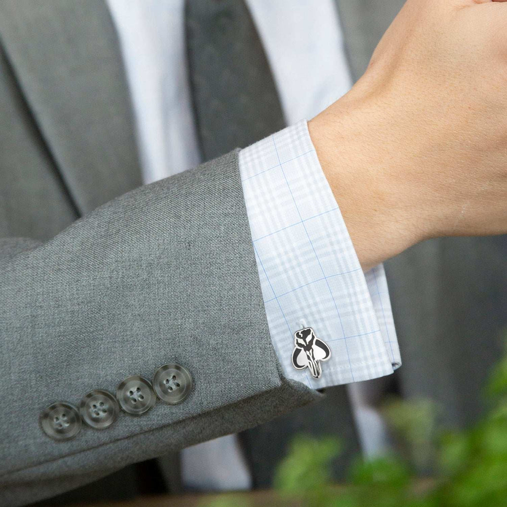 Star Wars Mandalorian Mythosaur Gray Tie, Red Pocket Square, Cufflinks, and Tie Bar Gift Set - Cufflinks.com - Flyclothing LLC