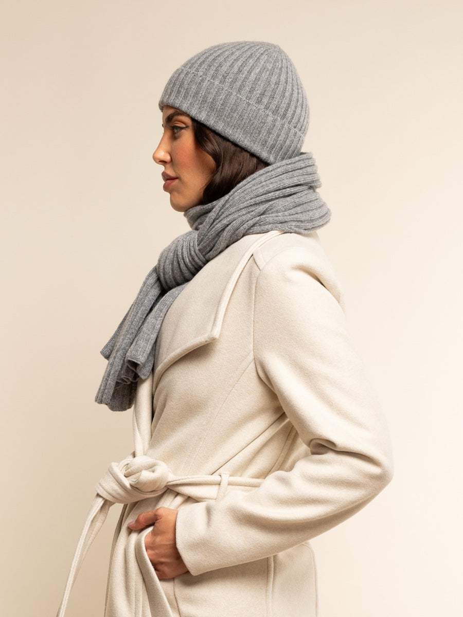 Napoli (light grey) - Italian 100% cashmere ribbed scarf (unisex)