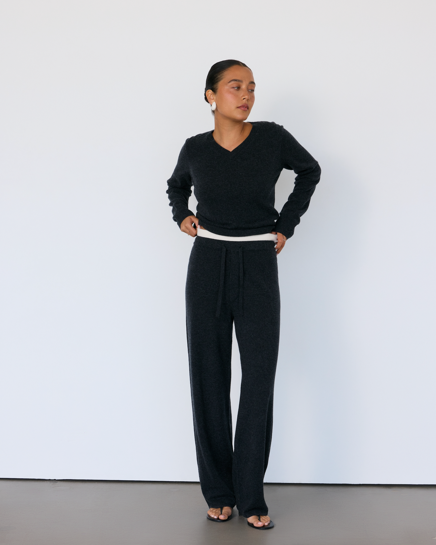 Tove V-Neck Sweater - Artless Forever - Flyclothing LLC