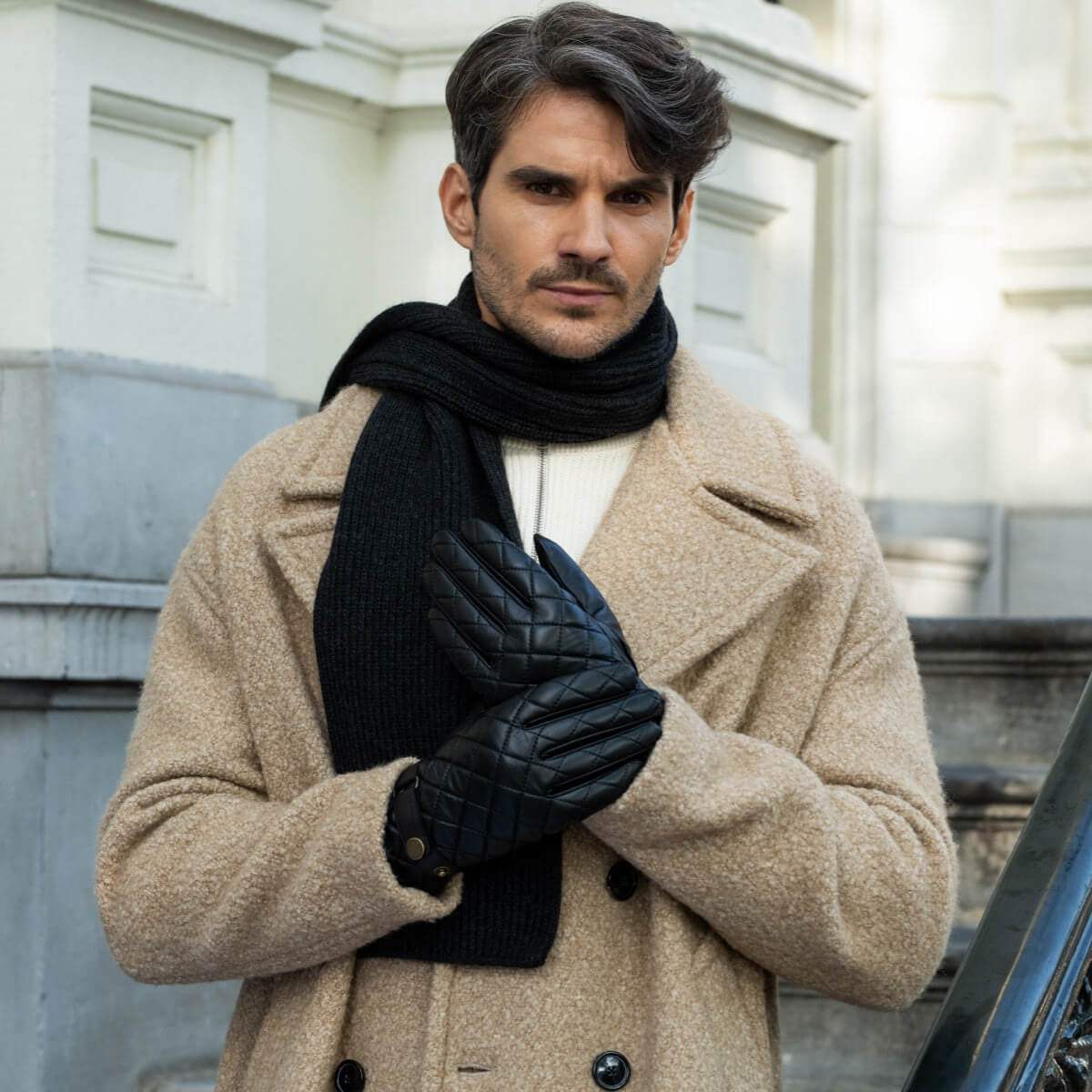 Sebastian (black) – Sheepskin leather gloves with snap closure & touchscreen feature - Leather Gloves Online - Flyclothing LLC