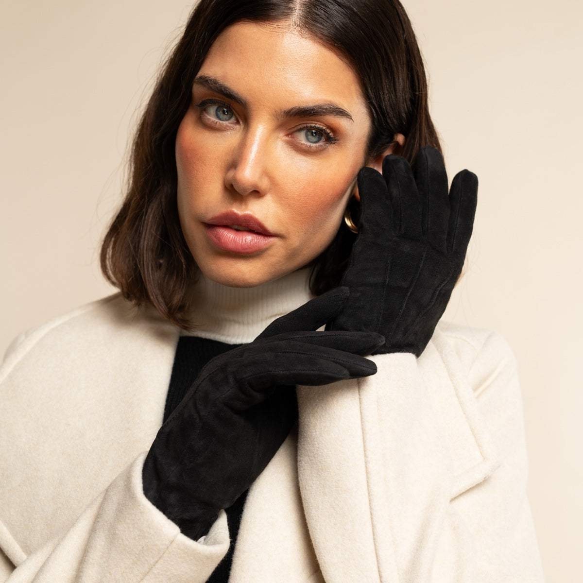 Silvia (black) - Italian suede leather gloves with luxurious cashmere lining - Leather Gloves Online - Flyclothing LLC