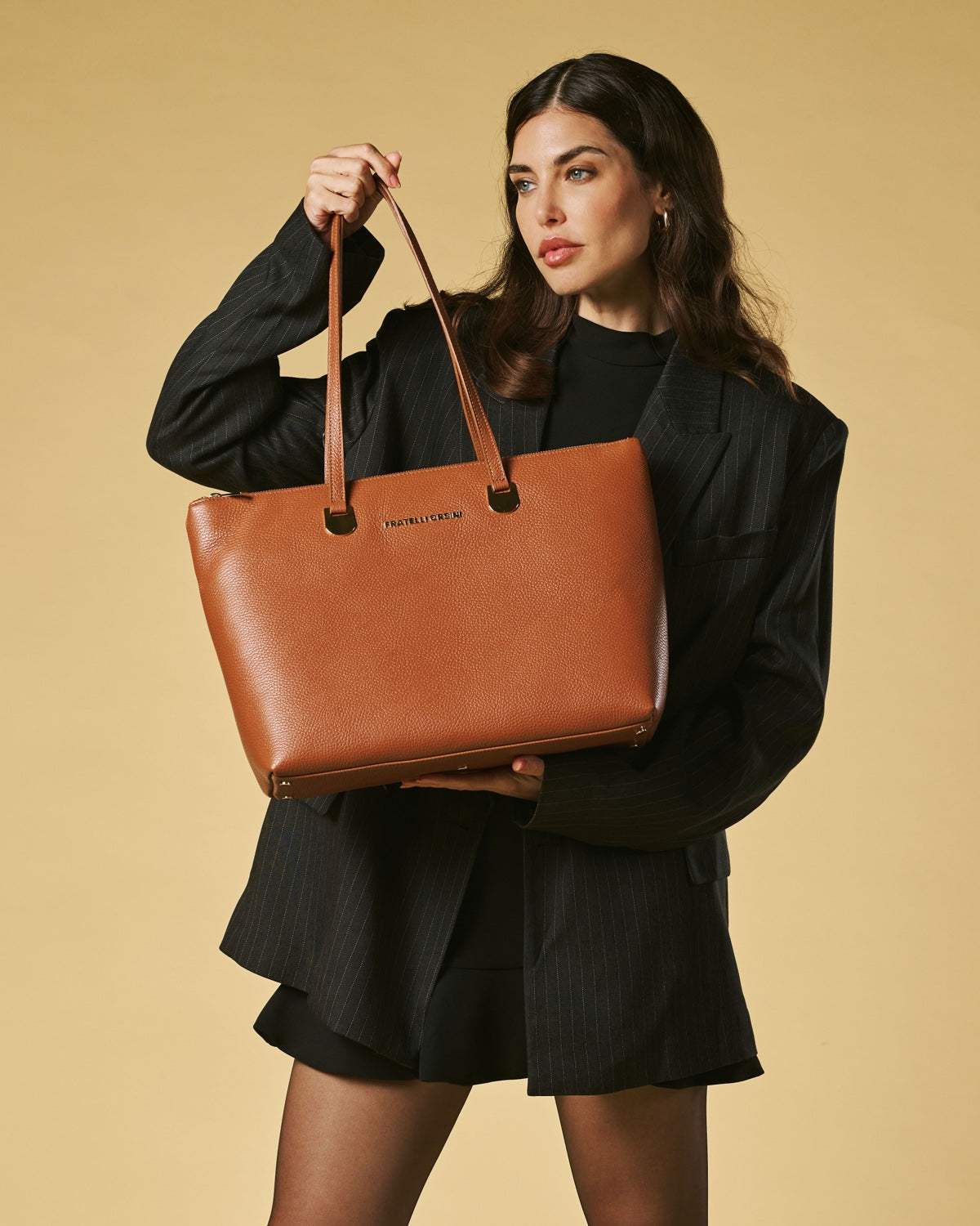 Simona (cognac) - Italian calf leather women's shoulder bag
