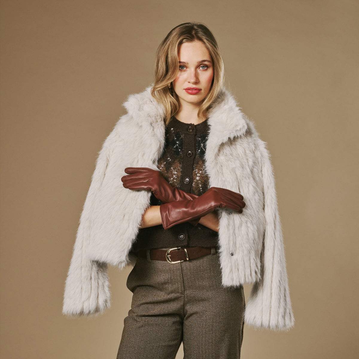 Skylar (brown) – Extra-long sheepskin leather gloves with wool/cashmere lining & touchscreen capability - Leather Gloves Online - Flyclothing LLC