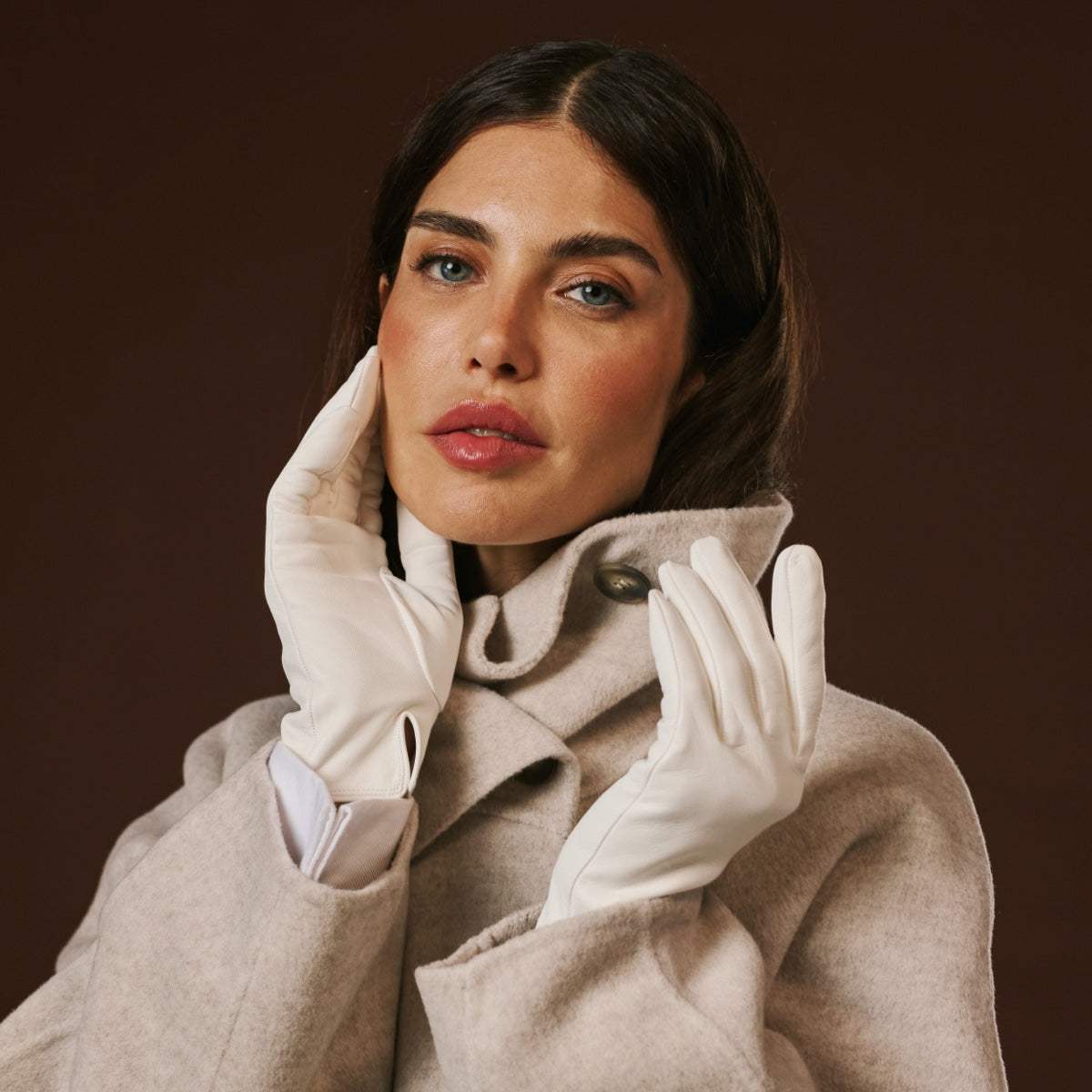 Sofia (white) - Italian lambskin leather gloves with silk lining - Leather Gloves Online - Flyclothing LLC
