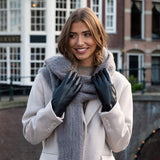 Stella (black) – Sheepskin leather gloves with ultra-warm fleece lining & touchscreen functionality