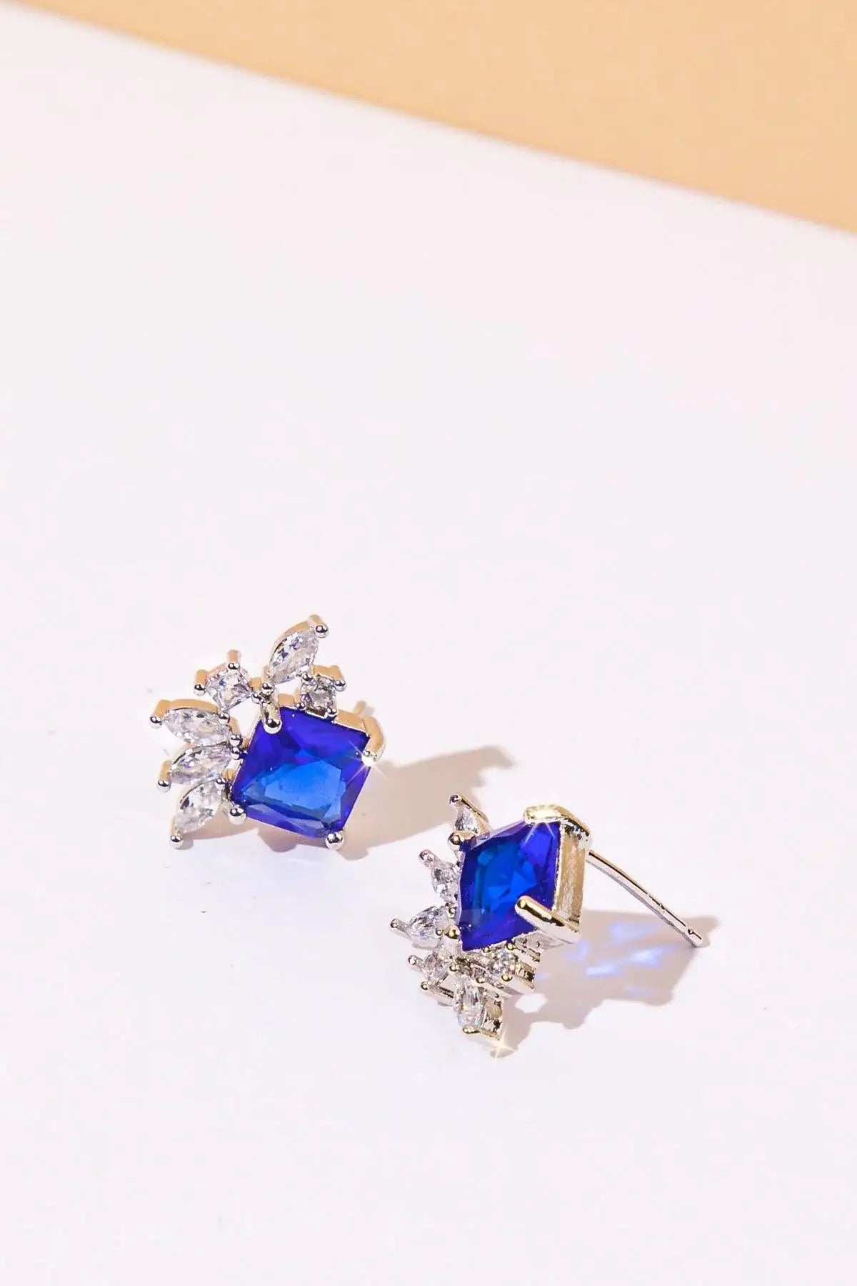 STILL IN LOVE EARRINGS - Flying Tomato - Flyclothing LLC