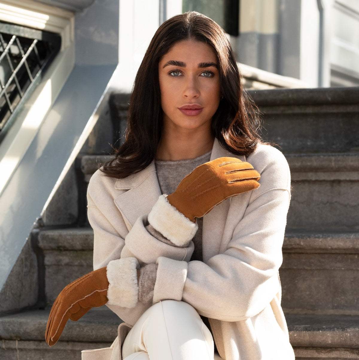 Sydney (camel) – Suede leather gloves with luxurious sheep fur lining - Leather Gloves Online - Flyclothing LLC