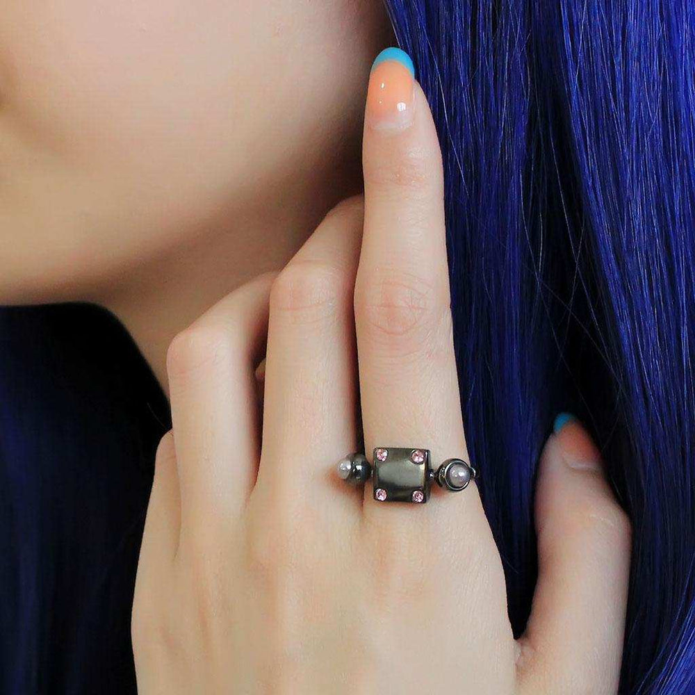 TK3513 - IP Light Black (IP Gun) Stainless Steel Ring with Synthetic Pearl in Gray - Alamode - Flyclothing LLC