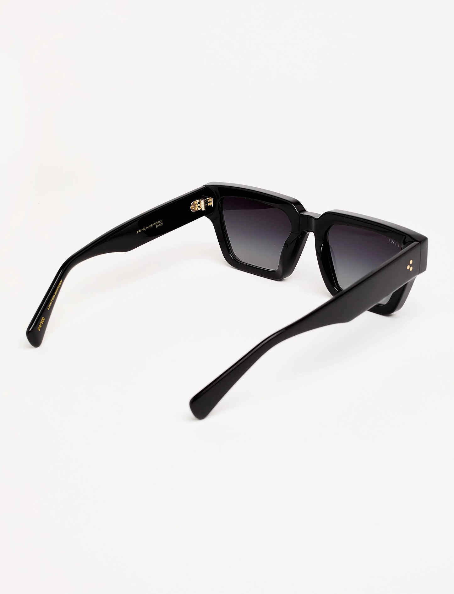 TOKIO LIMITED EDITION 1/300 - TIWI USA - Flyclothing LLC