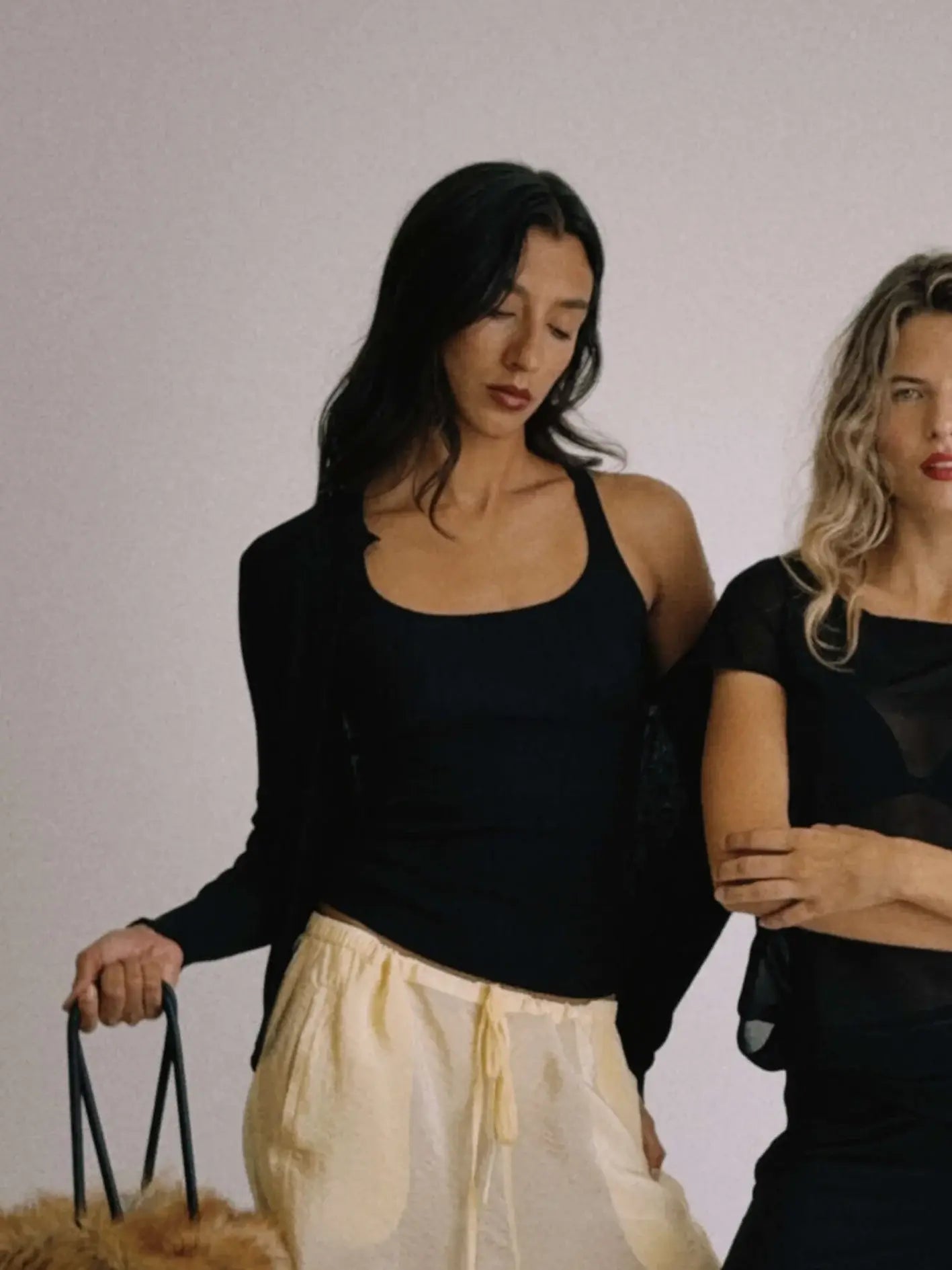 RIBBED KNIT TANK TOP IN BLACK