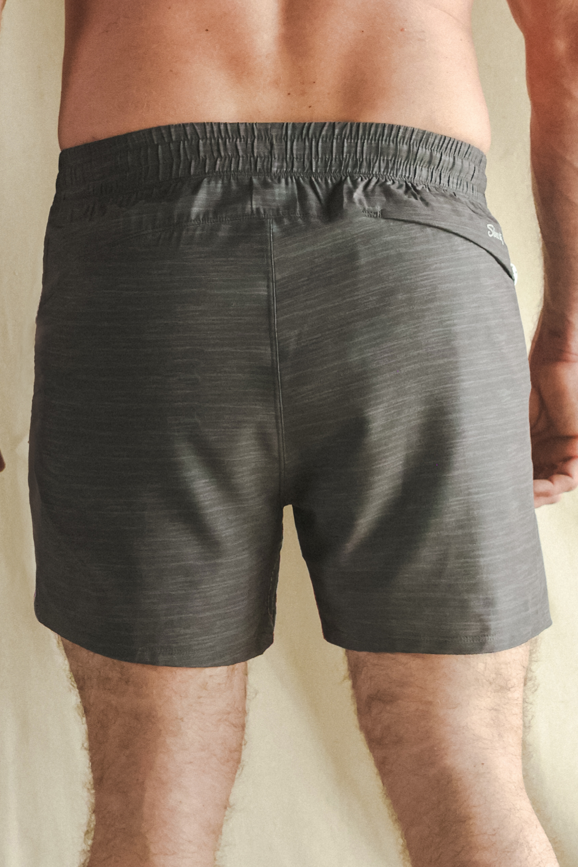 The Tribal Council | Grey Tonal Island Block Ball Hammock® 5 Inch Athletic Shorts