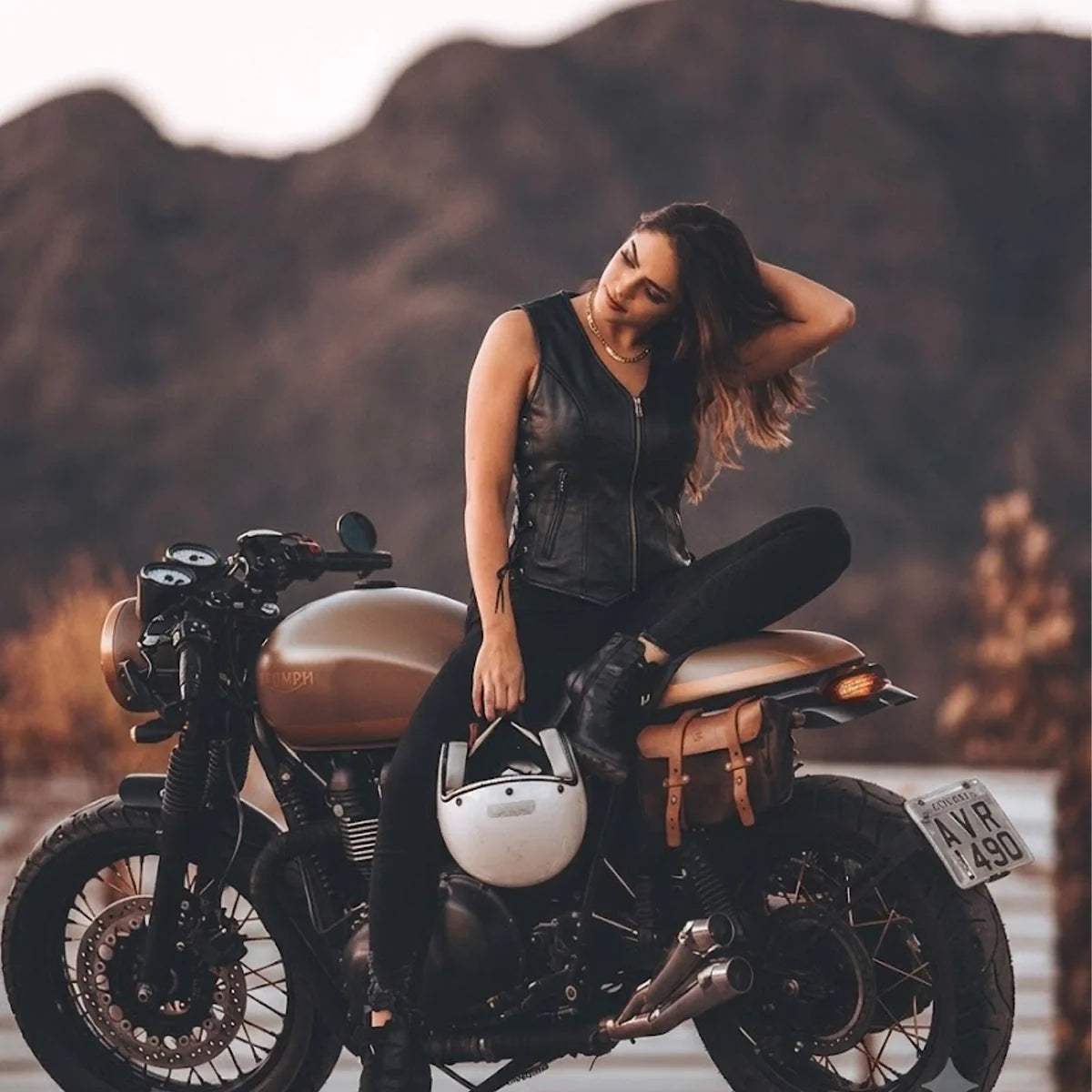 Mae - Women's Zippered Leather Motorcycle Vest - Unik Just for Bikers - Flyclothing LLC