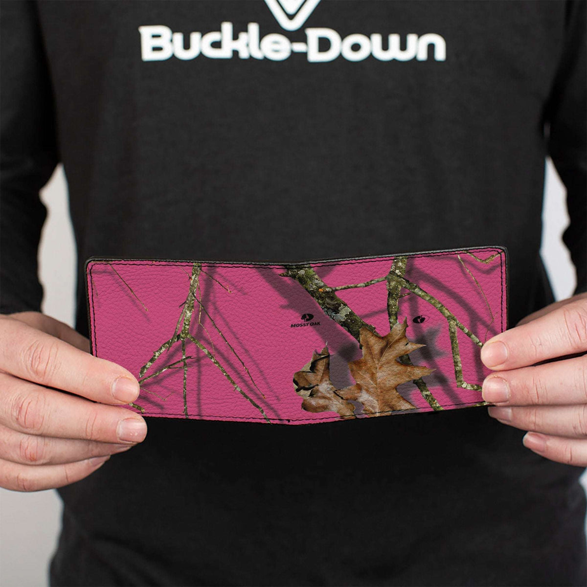 Bi-Fold Wallet - Mossy Oak Country Roots Camo Fuchsia - Buckle-Down - Flyclothing LLC