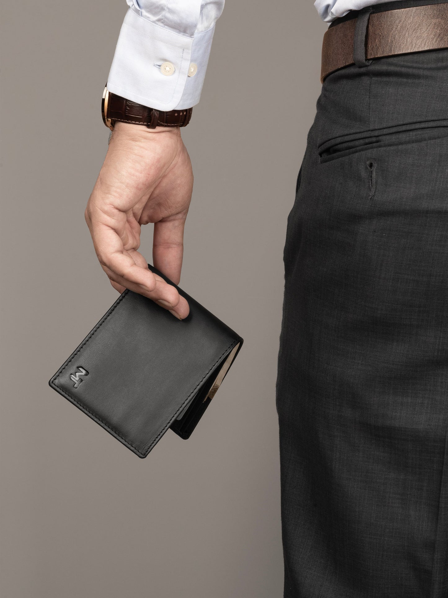 Wealth Ward Black Bi-folded Wallet - Classy Leather Bags - Flyclothing LLC