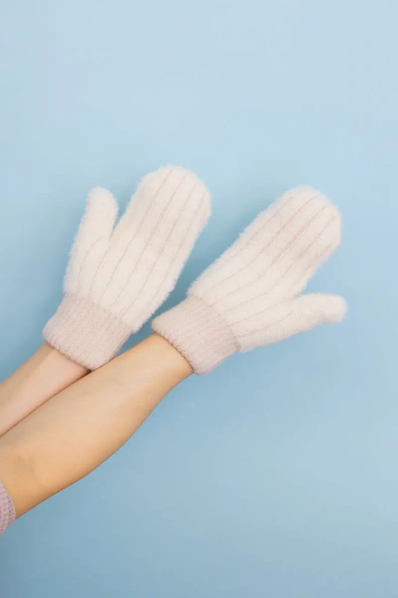 Plush Pastel Fuzzy Winter Mittens 🧤
