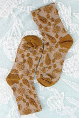 Cashew-Print Socks – Lightweight & Breathable Comfort 🌰🧦