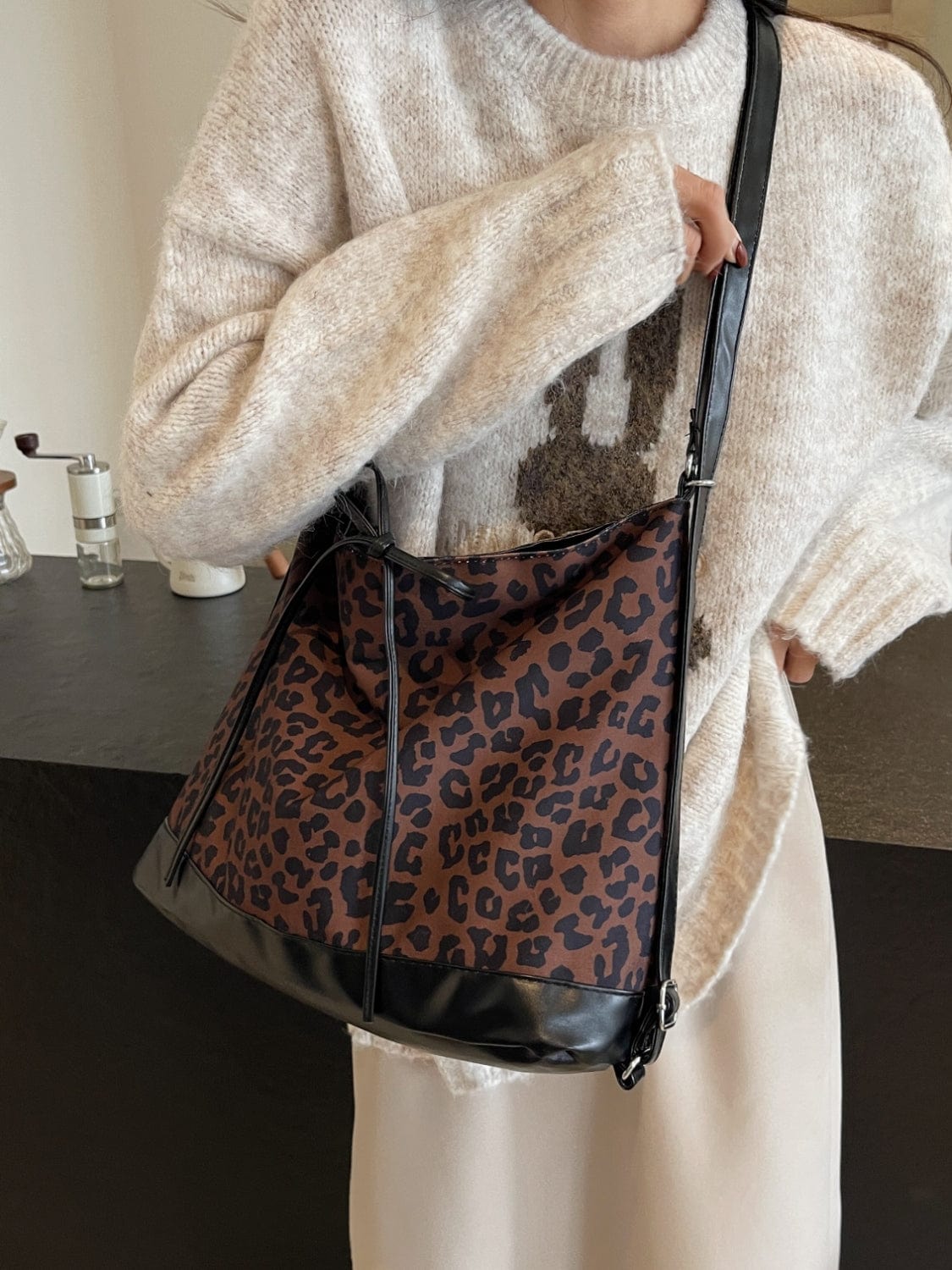 Leopard Dual Purpose Crossbody Bag - Trendsi