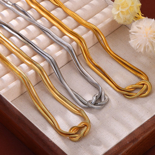 Titanium Steel Knot Necklace - Trendsi