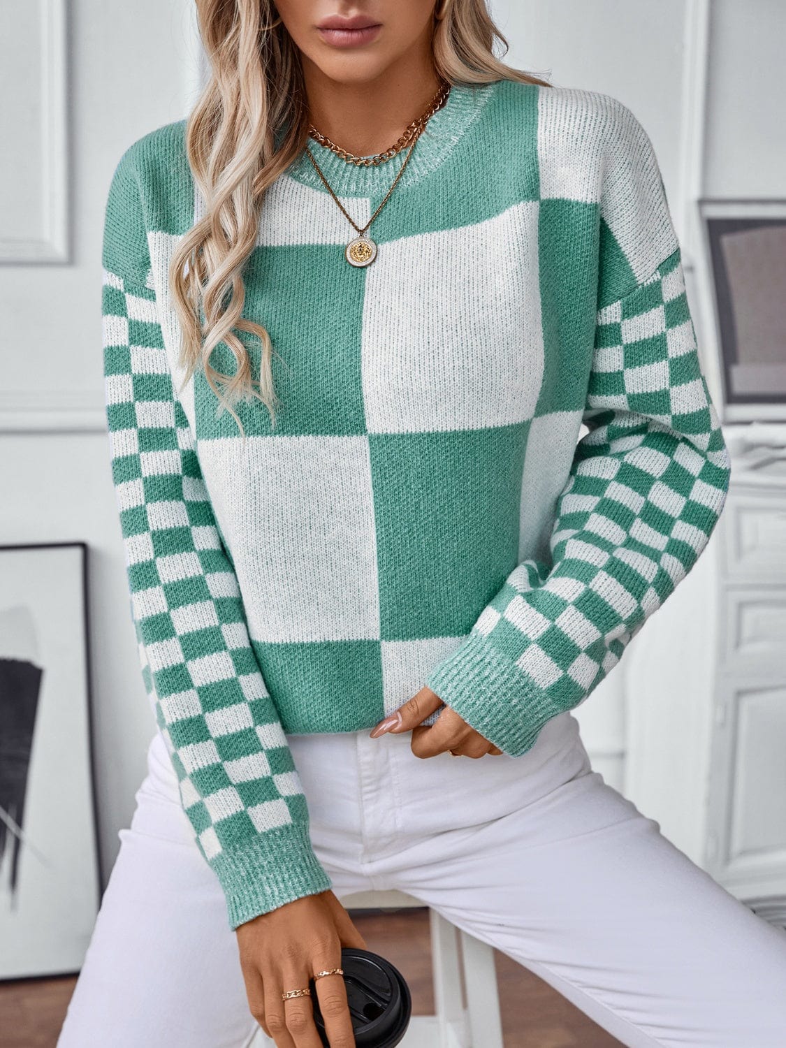 Color Block Round Neck Long Sleeve Sweater - Trendsi