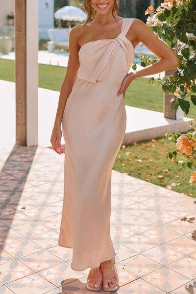 Ruched Single Shoulder Sleeveless Maxi Dress - Trendsi - Flyclothing LLC