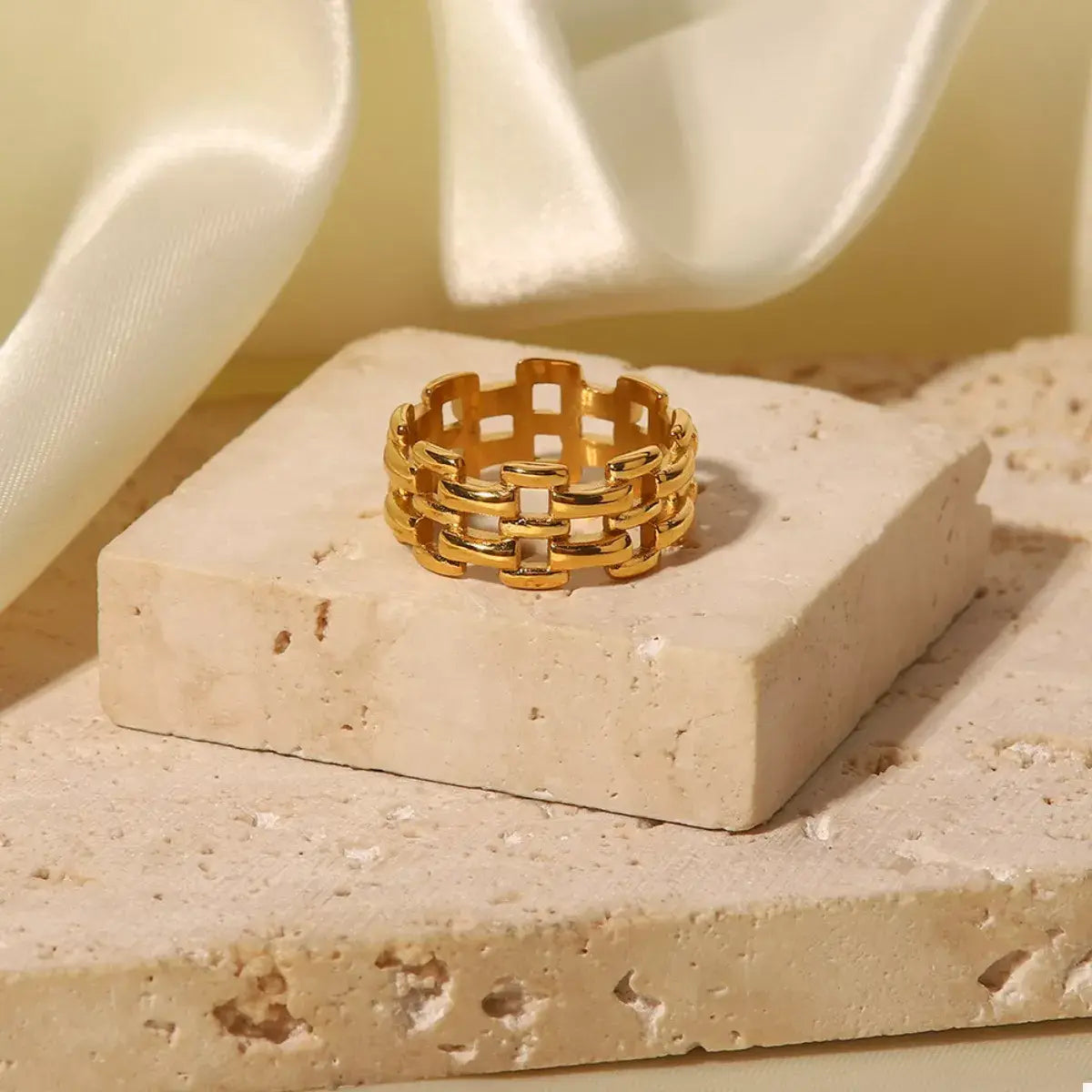 18K Gold-Plated Cutout Ring - Trendsi - Flyclothing LLC
