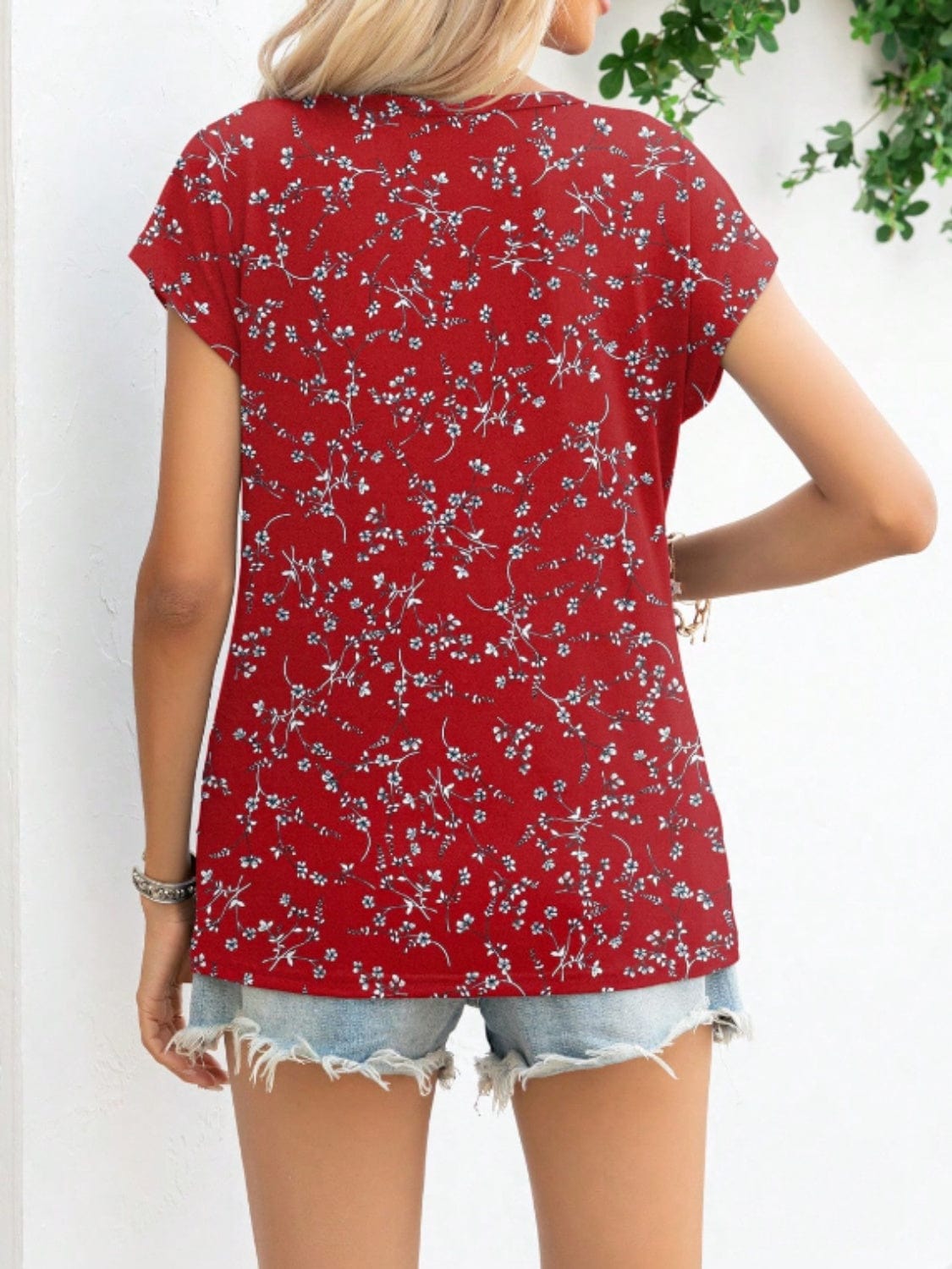 Printed Round Neck Short Sleeve T-Shirt - Trendsi