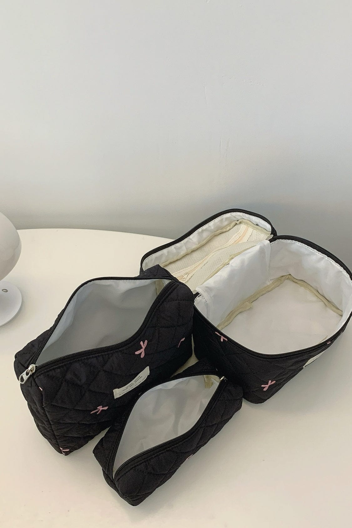 3 Piece Bow Quilted Cloth Storage Bag Set - Trendsi