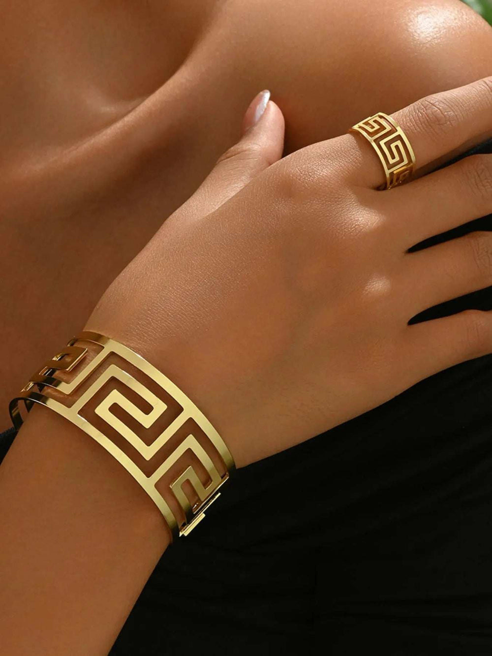 18K Gold-Plated Stainless Steel Geometric Bracelet and Ring Jewelry Set - Trendsi - Flyclothing LLC