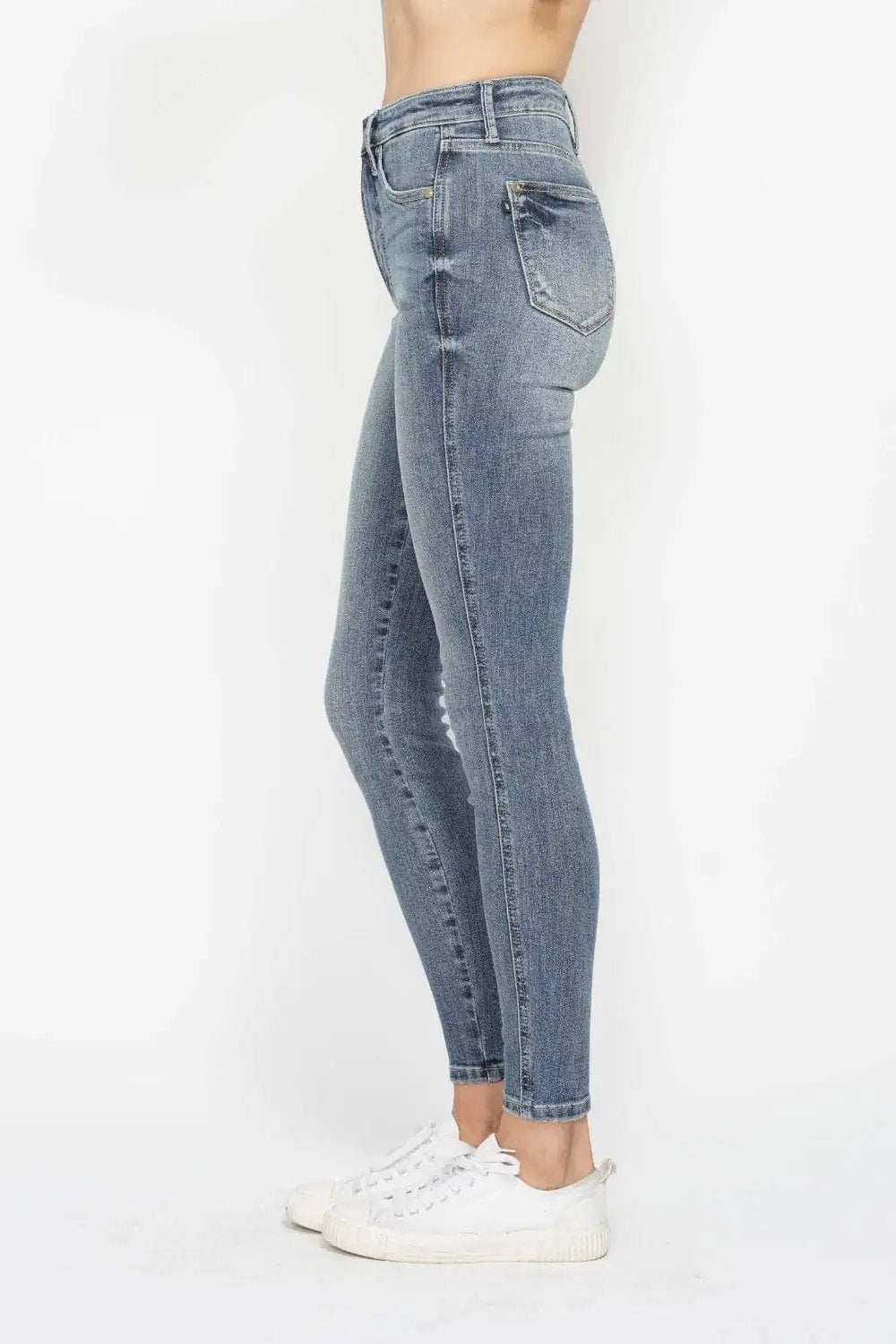 Judy Blue Full Size Tummy Control Contrast Wash Skinny Jeans - Trendsi - Flyclothing LLC