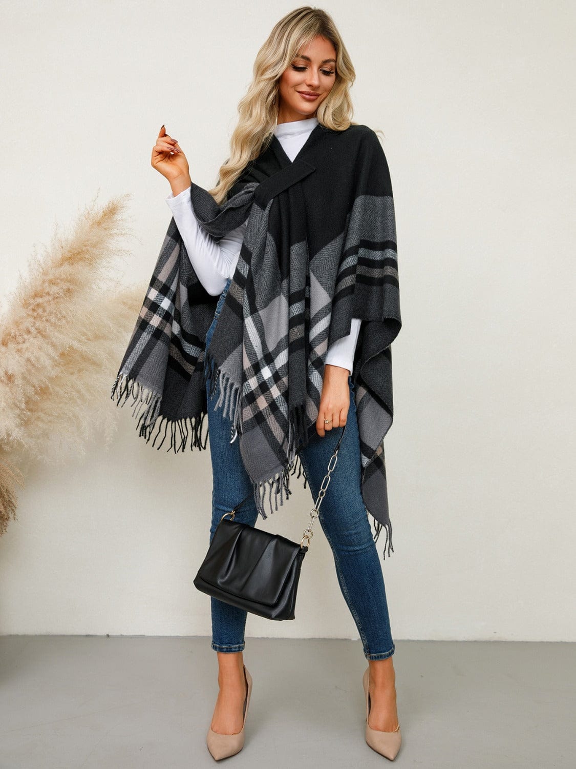 Fringe Contrast Plaid Poncho - Trendsi