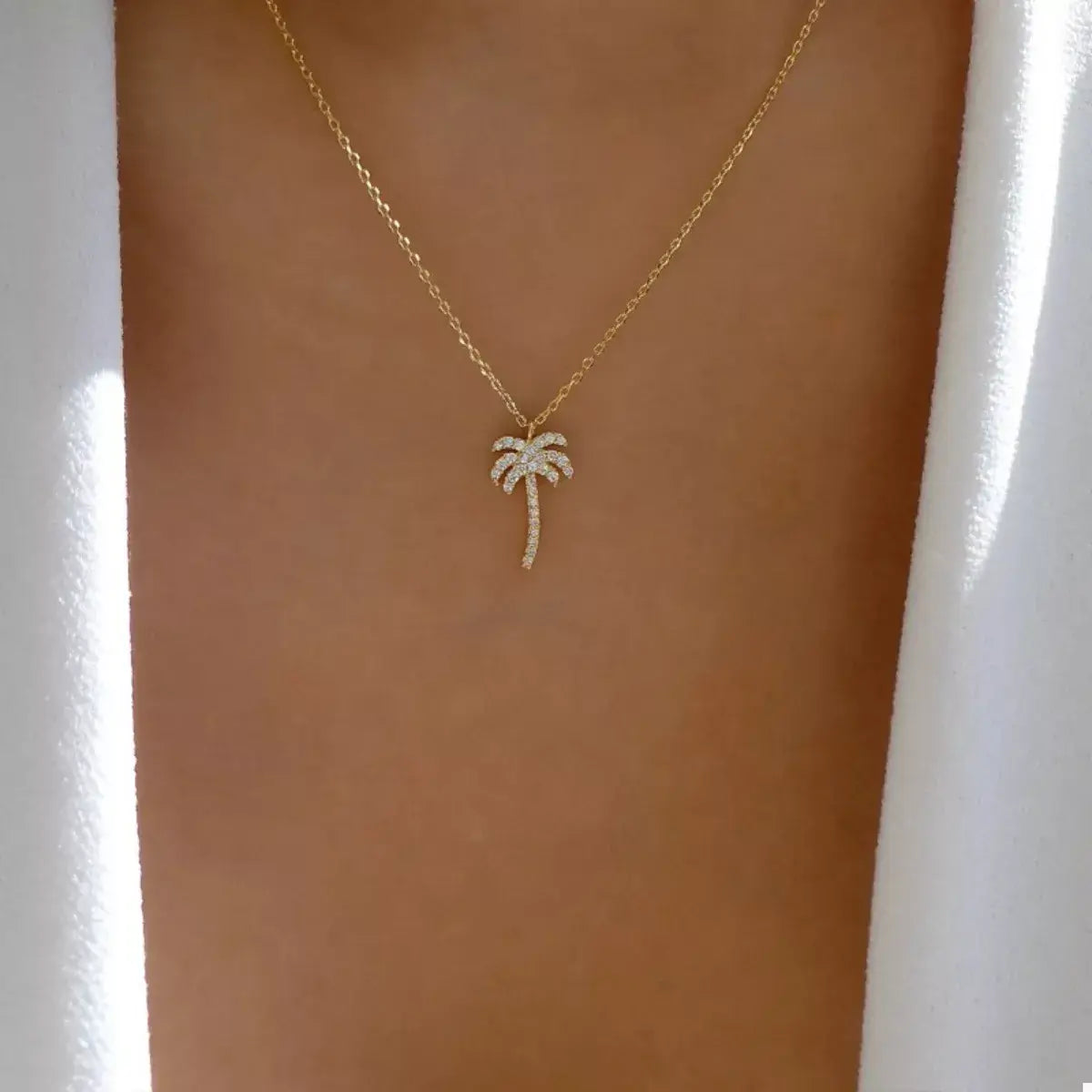 Palm Tree Pendant Necklace - Trendsi - Flyclothing LLC