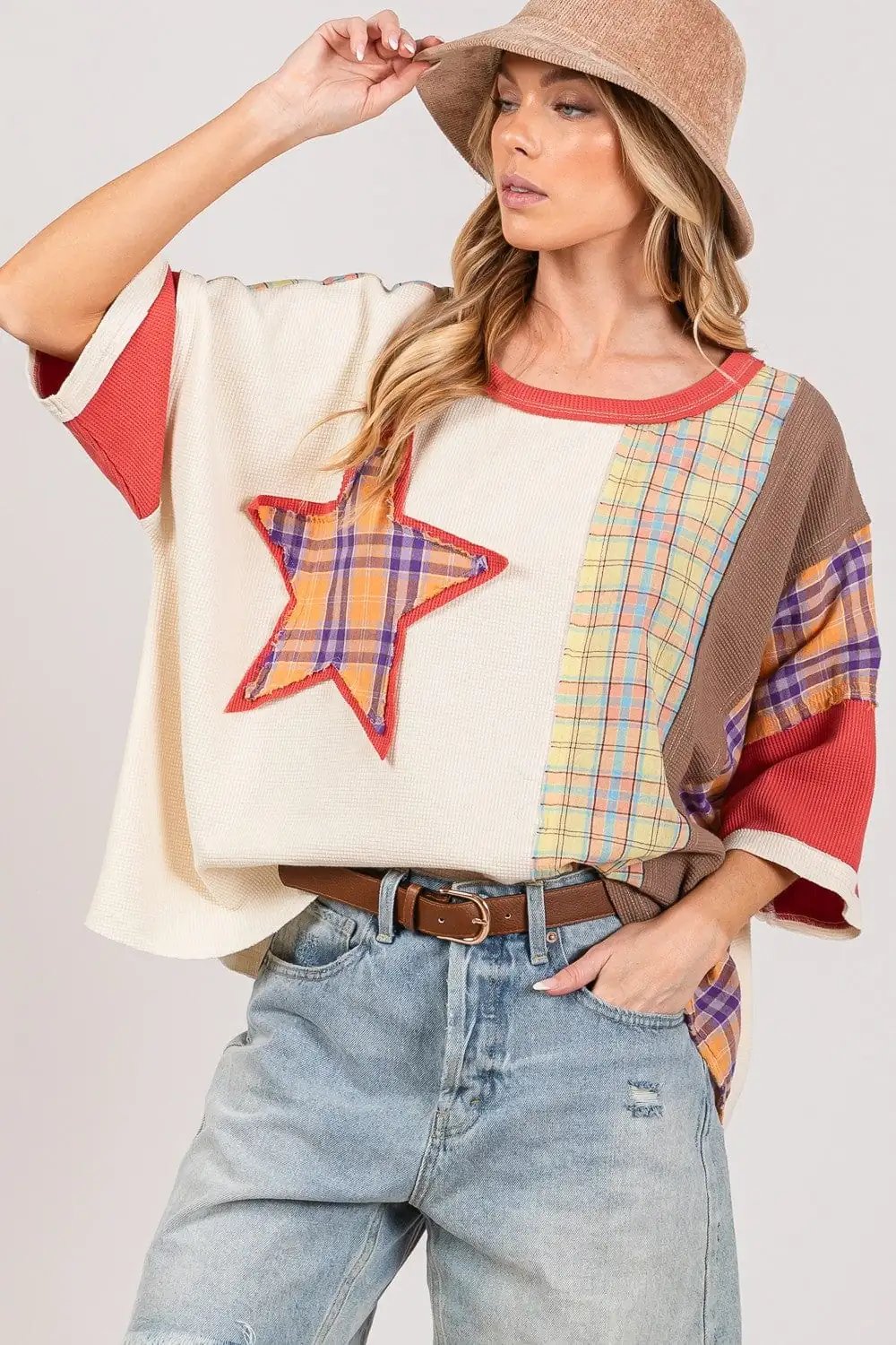 SAGE + FIG Round Neck Plaid Star Patch T-Shirt - Trendsi